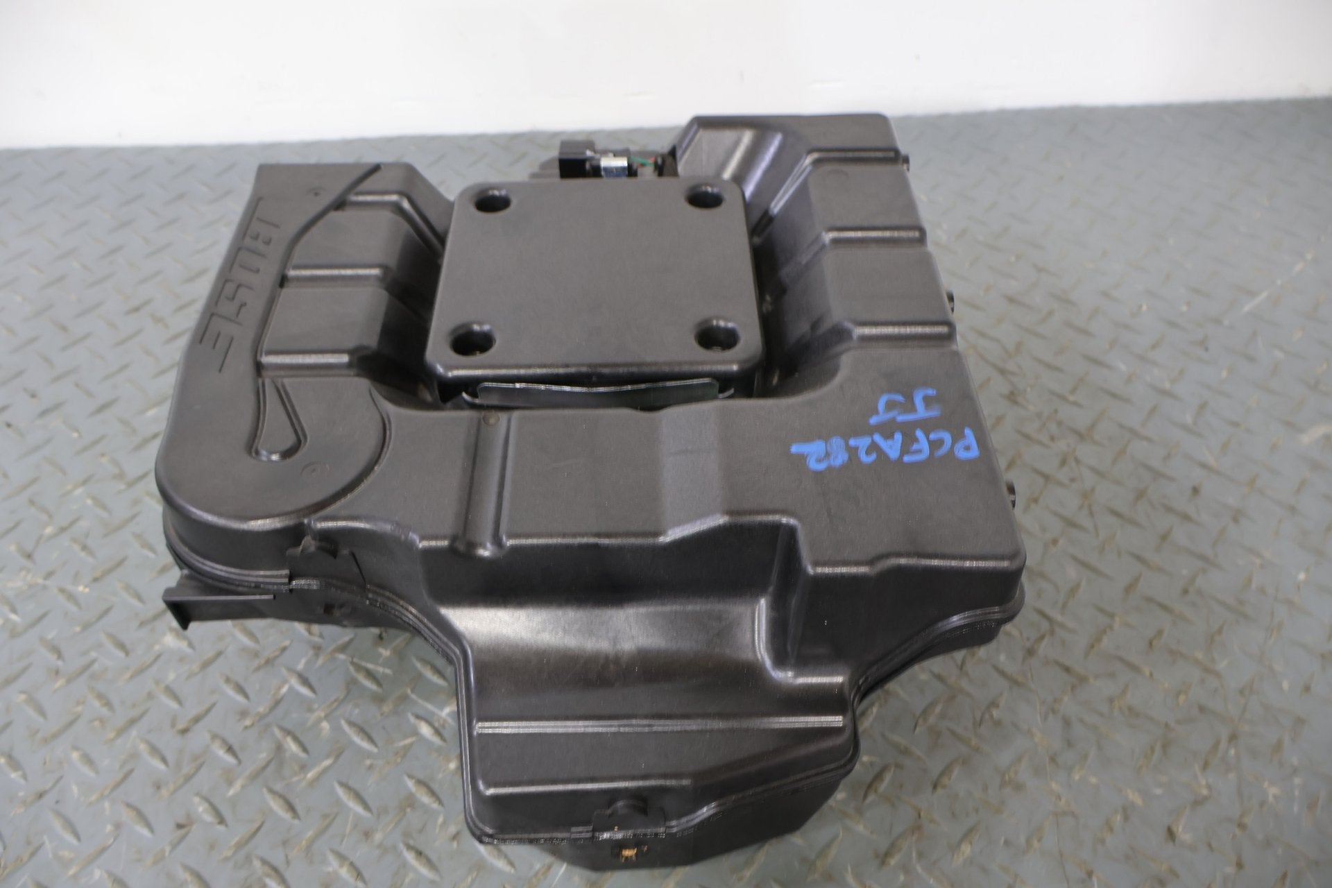 2012 Fiat 500- Speakers
