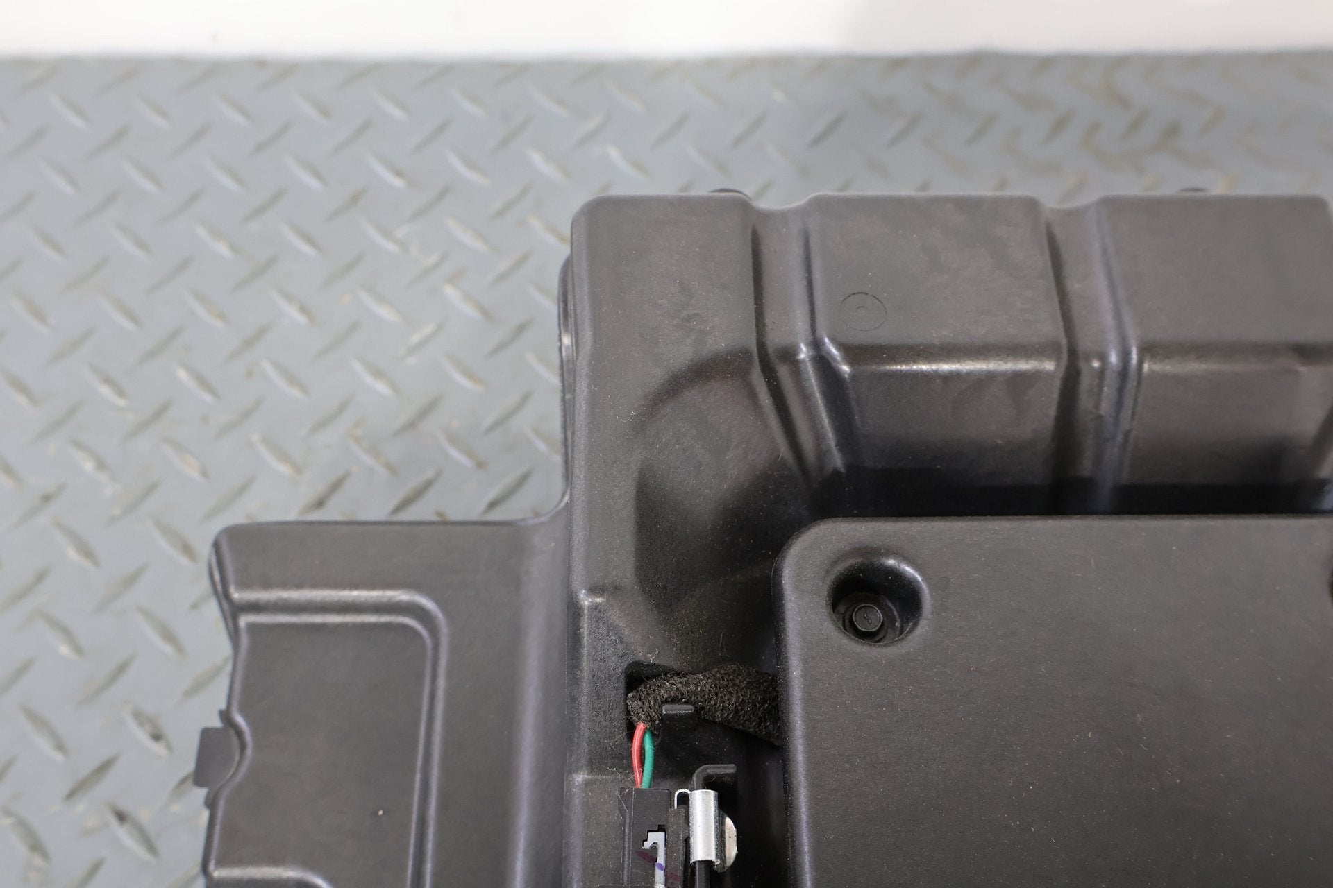 2012 Fiat 500- Speakers