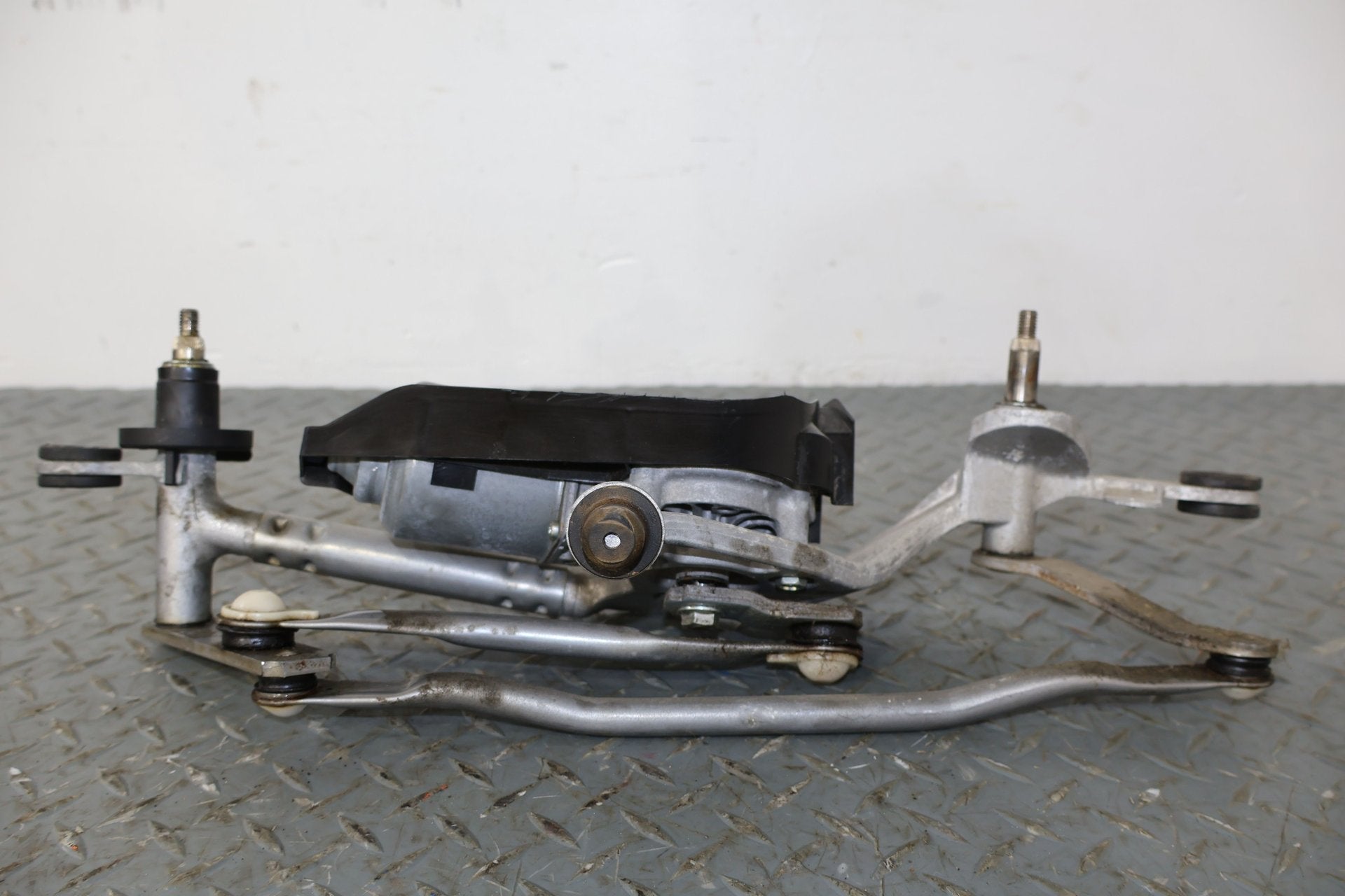 2012 Fiat 500- Wiper Linkage