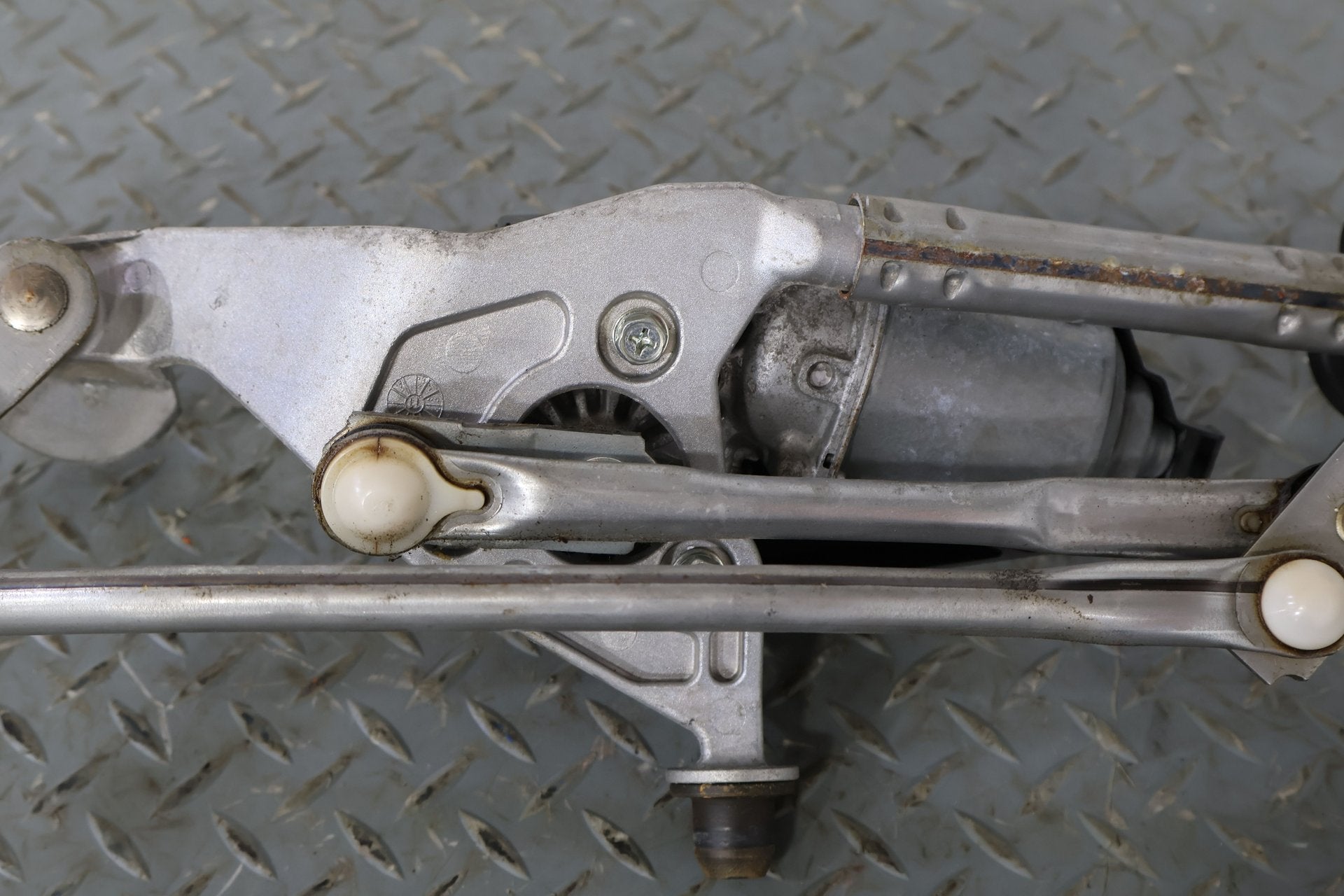 2012 Fiat 500- Wiper Linkage