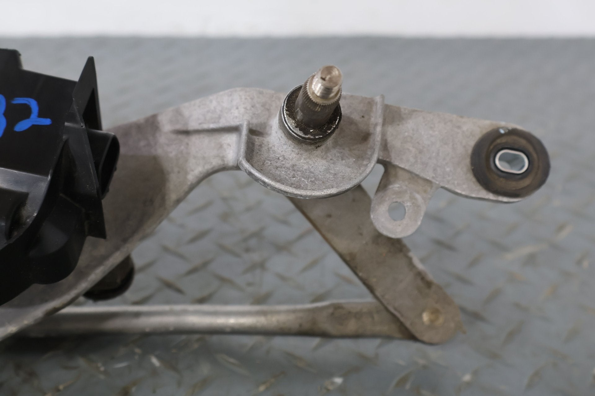 2012 Fiat 500- Wiper Linkage