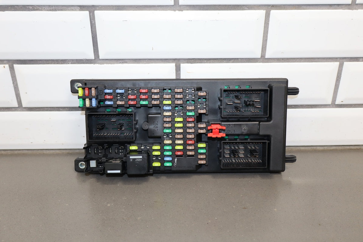 2012 Jaguar XJ L Portfolio 5.0L Cabin Fuse Box