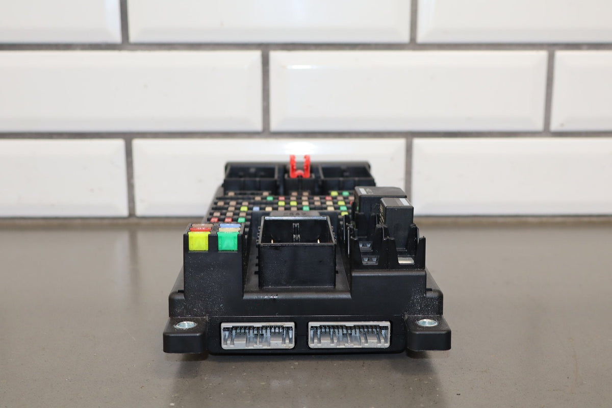 2012 Jaguar XJ L Portfolio 5.0L Cabin Fuse Box