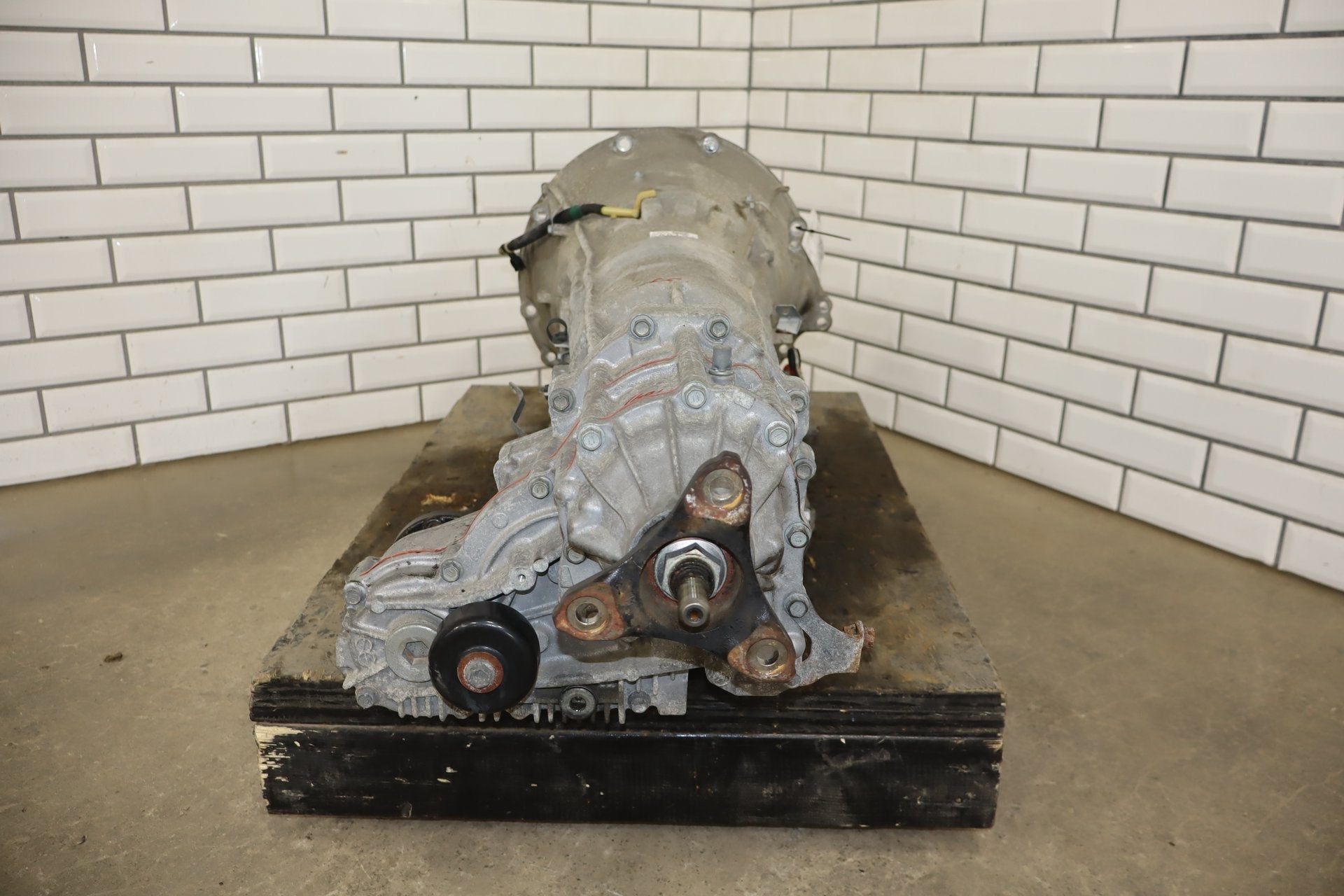 2012 Lexus LS460 AWD 4.6L Automatic Transmission W/ Transfer Case 154,704 Miles