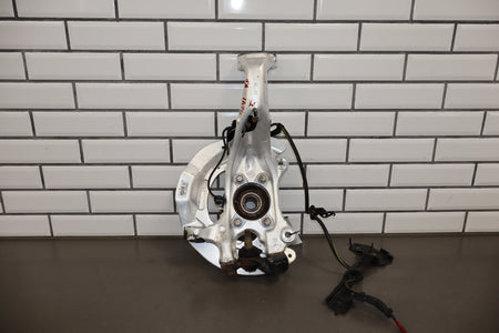 2012 Lexus LS460 AWD Right Front Spindle W/Hub