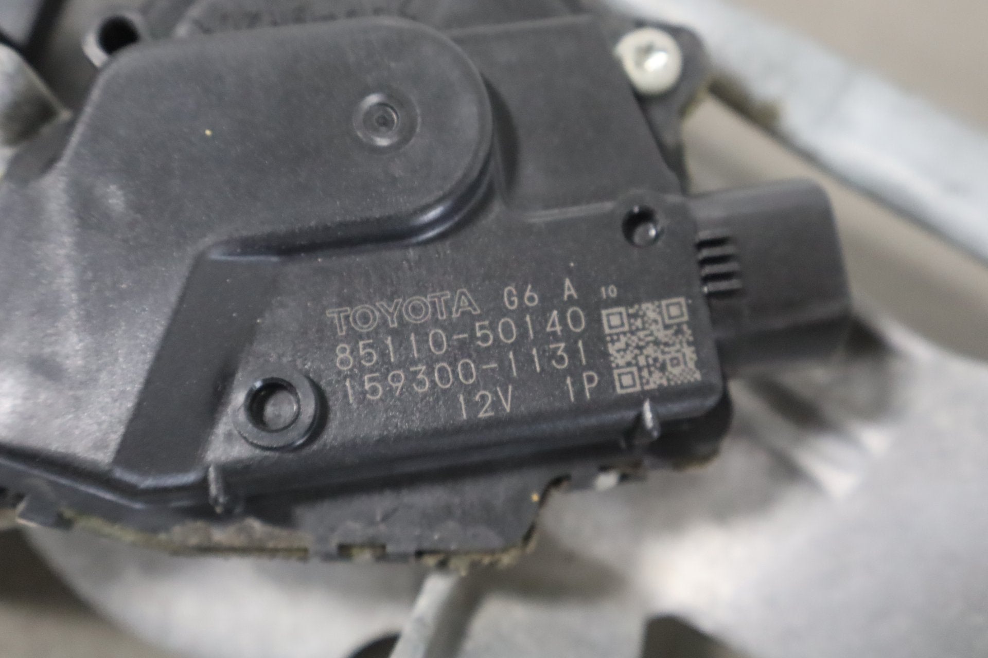 2012 Lexus LS460 Front Wiper Motor OEM