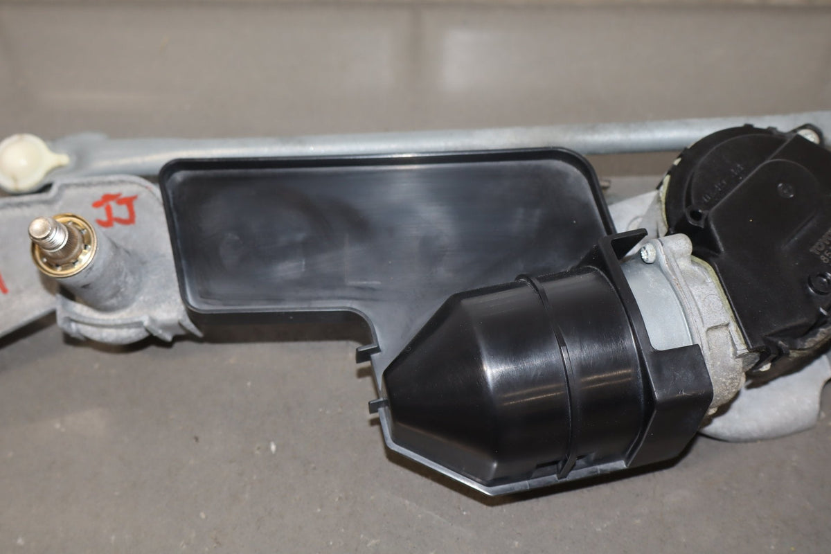 2012 Lexus LS460 Front Wiper Motor OEM