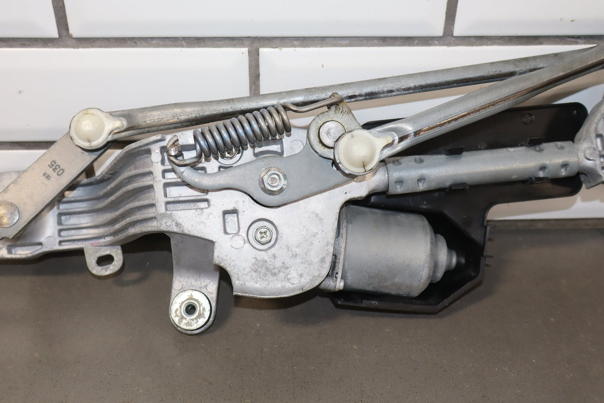 2012 Lexus LS460 Front Wiper Motor OEM