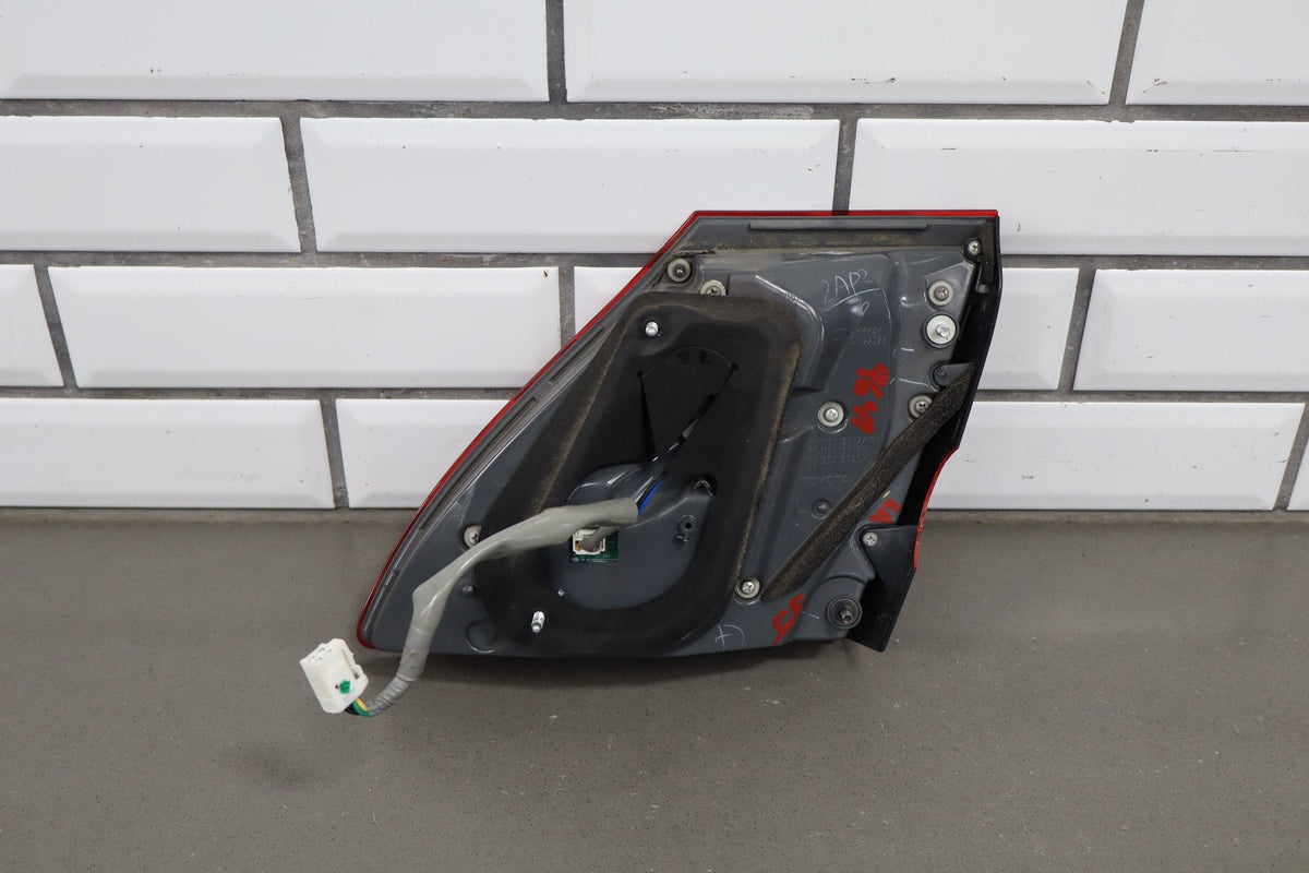 2012 Lexus LS460- Left Inner Tail Light PN: