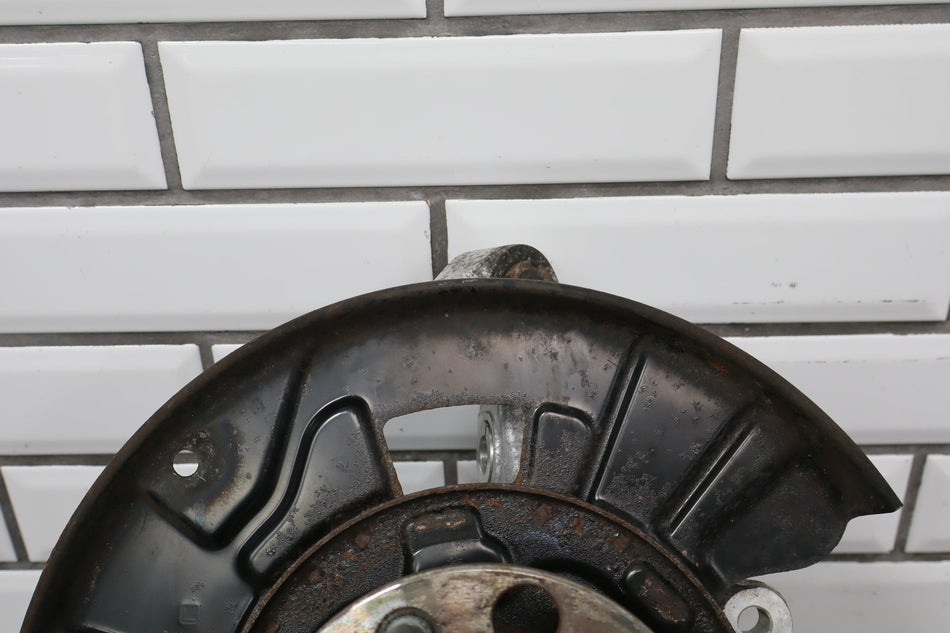 2012 Lexus LS460 Left Rear Suspension Spindle | W/O Air Suspension