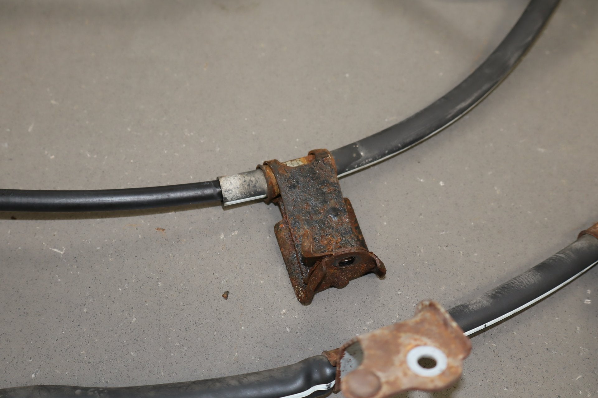 2012 Lexus LS460- Parking Brake Control Module PN: 4631050011