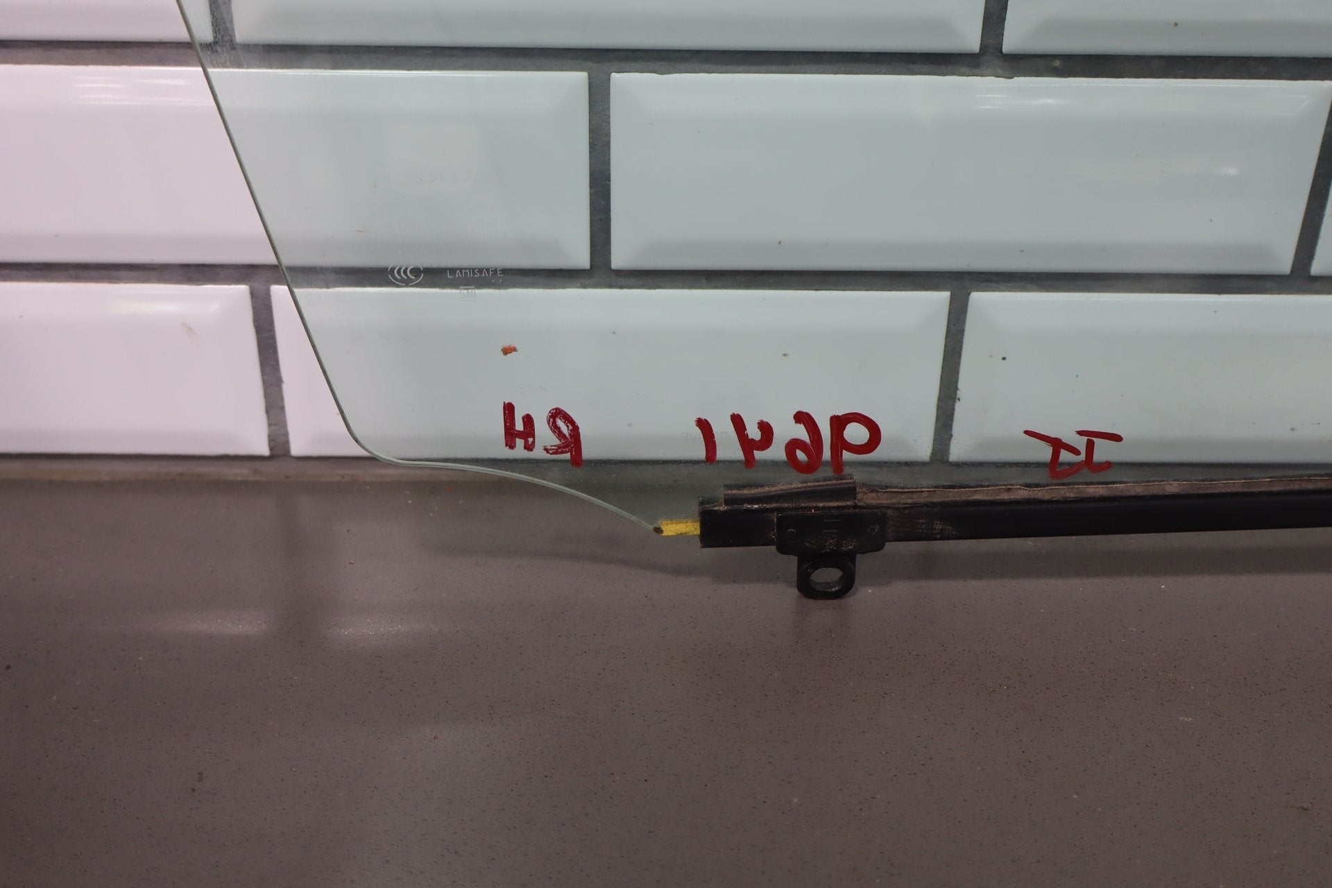 2012 Lexus LS460 Right Front Door Window
