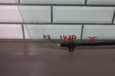 2012 Lexus LS460 Right Front Door Window