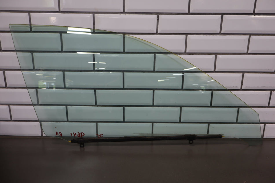 2012 Lexus LS460 Right Front Door Window