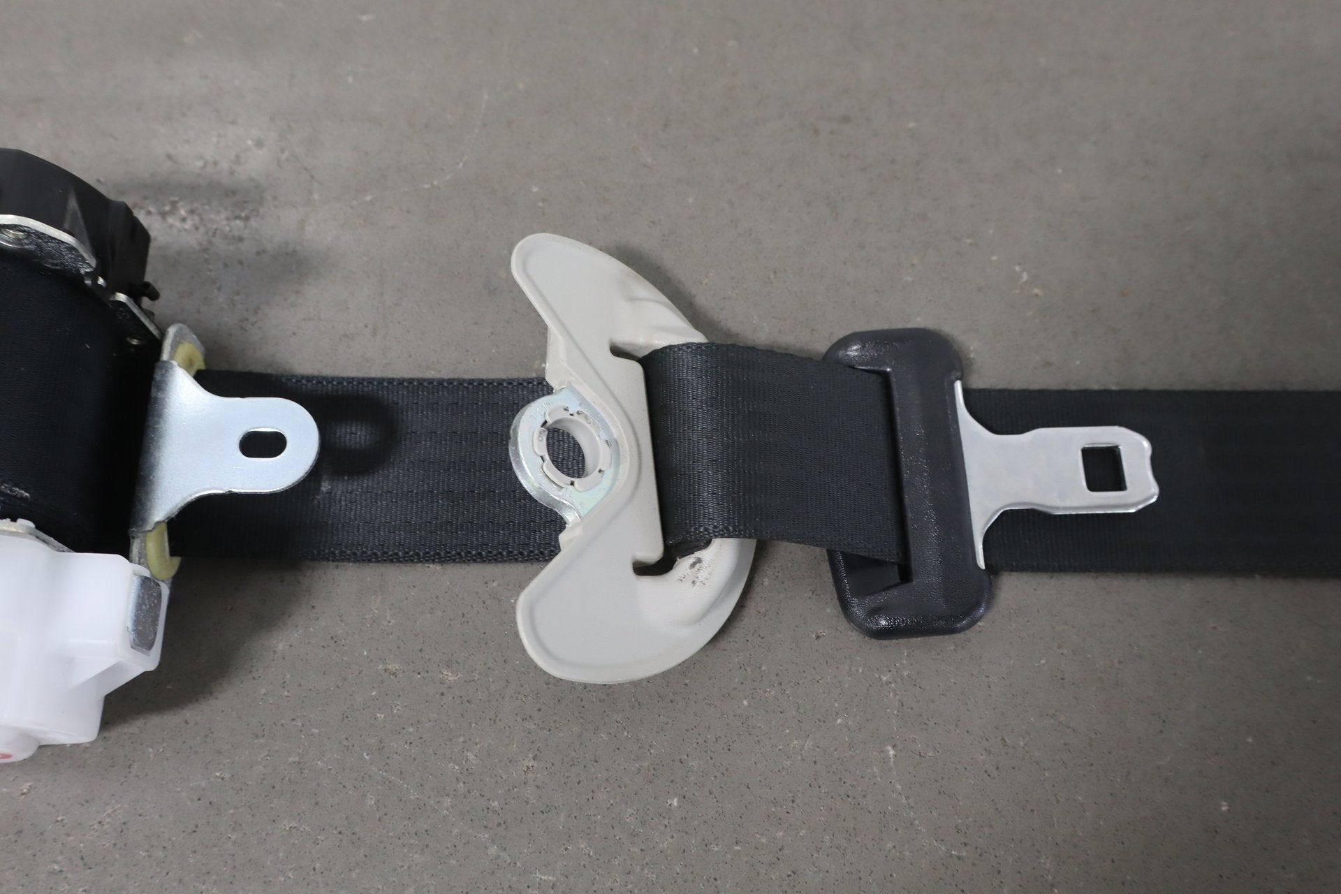 2012 Lexus LS460 Right Front Seat Belt Black 20