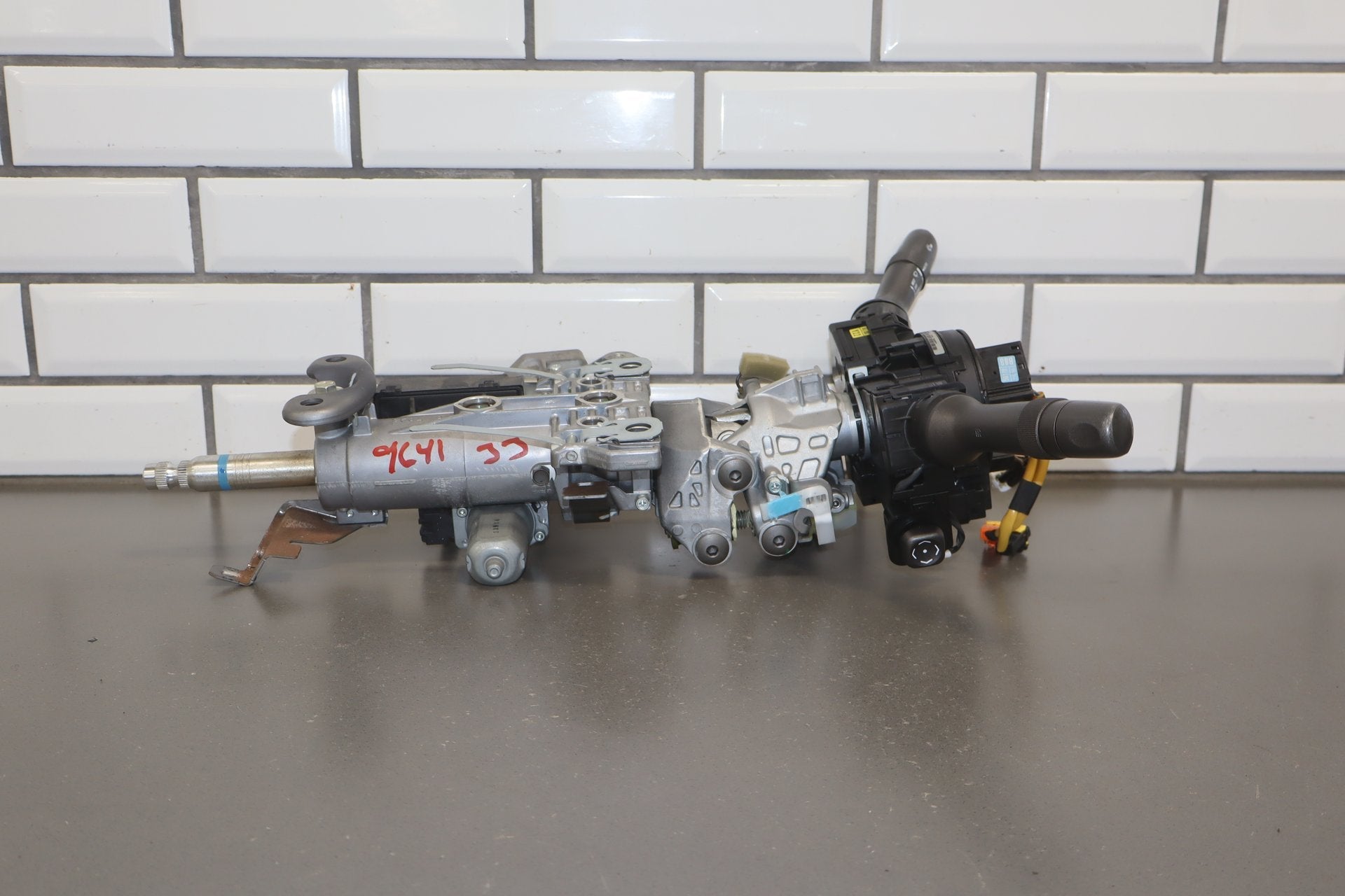 2012 Lexus LS460 Steering Column-No Wheel