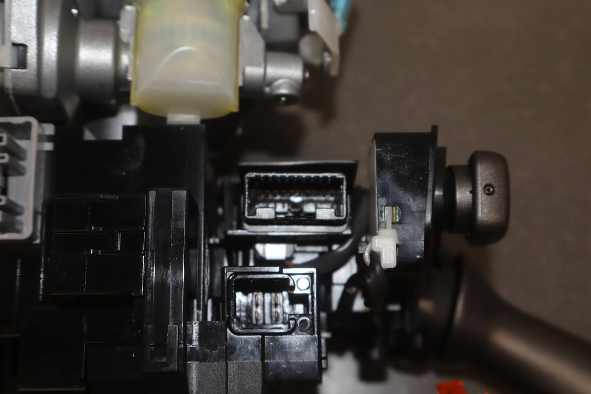 2012 Lexus LS460 Steering Column-No Wheel