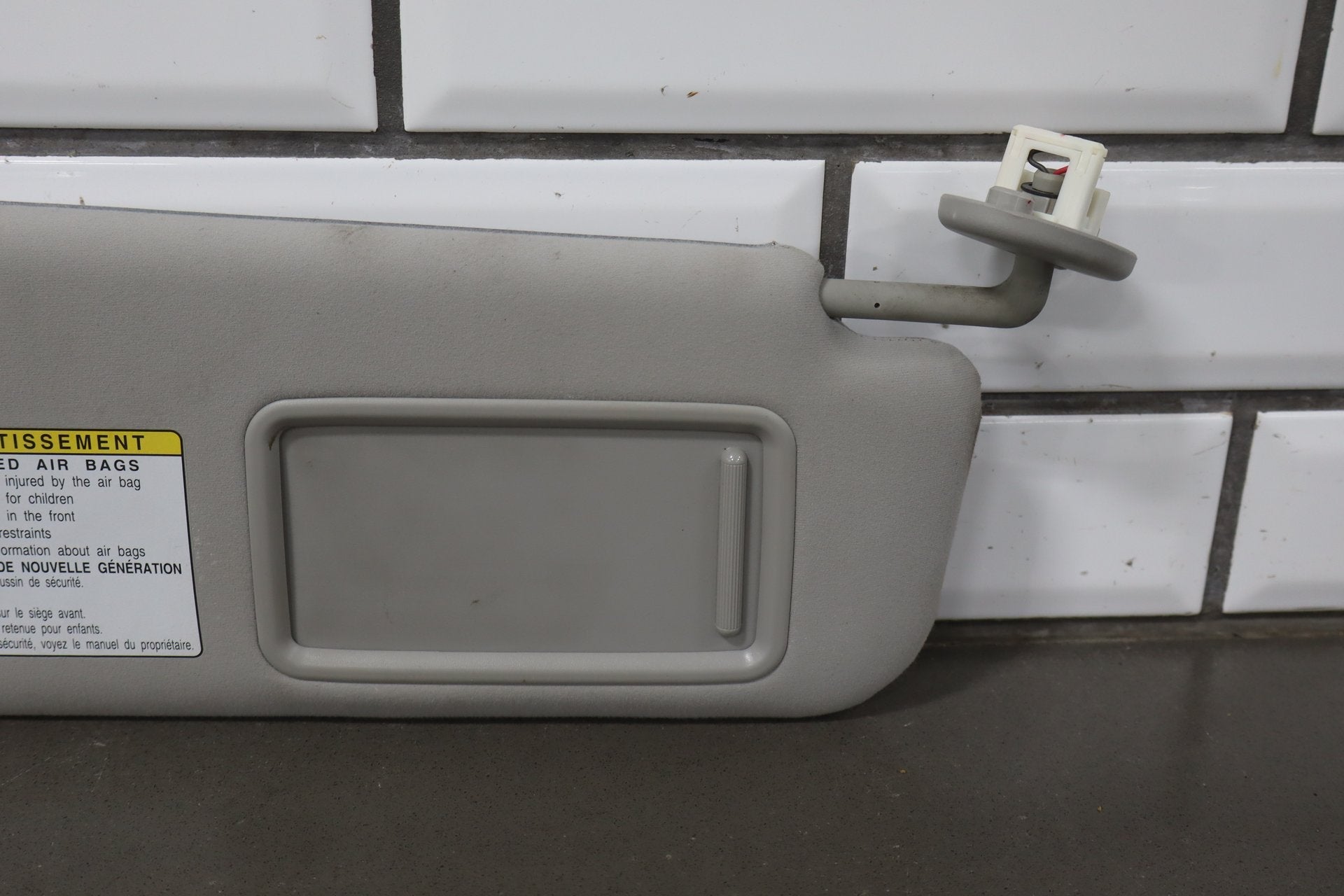 2012 Lexus LS460 Sun Visor Pair Left/Right Black 20