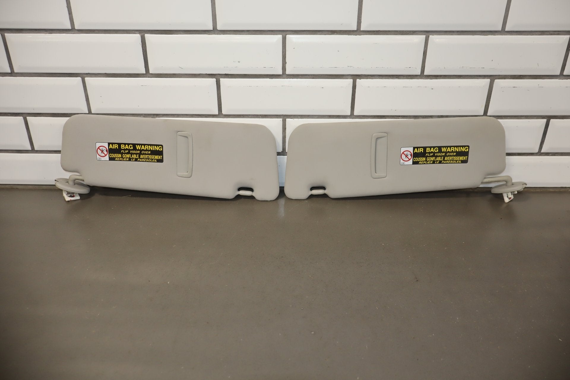 2012 Lexus LS460 Sun Visor Pair Left/Right Black 20