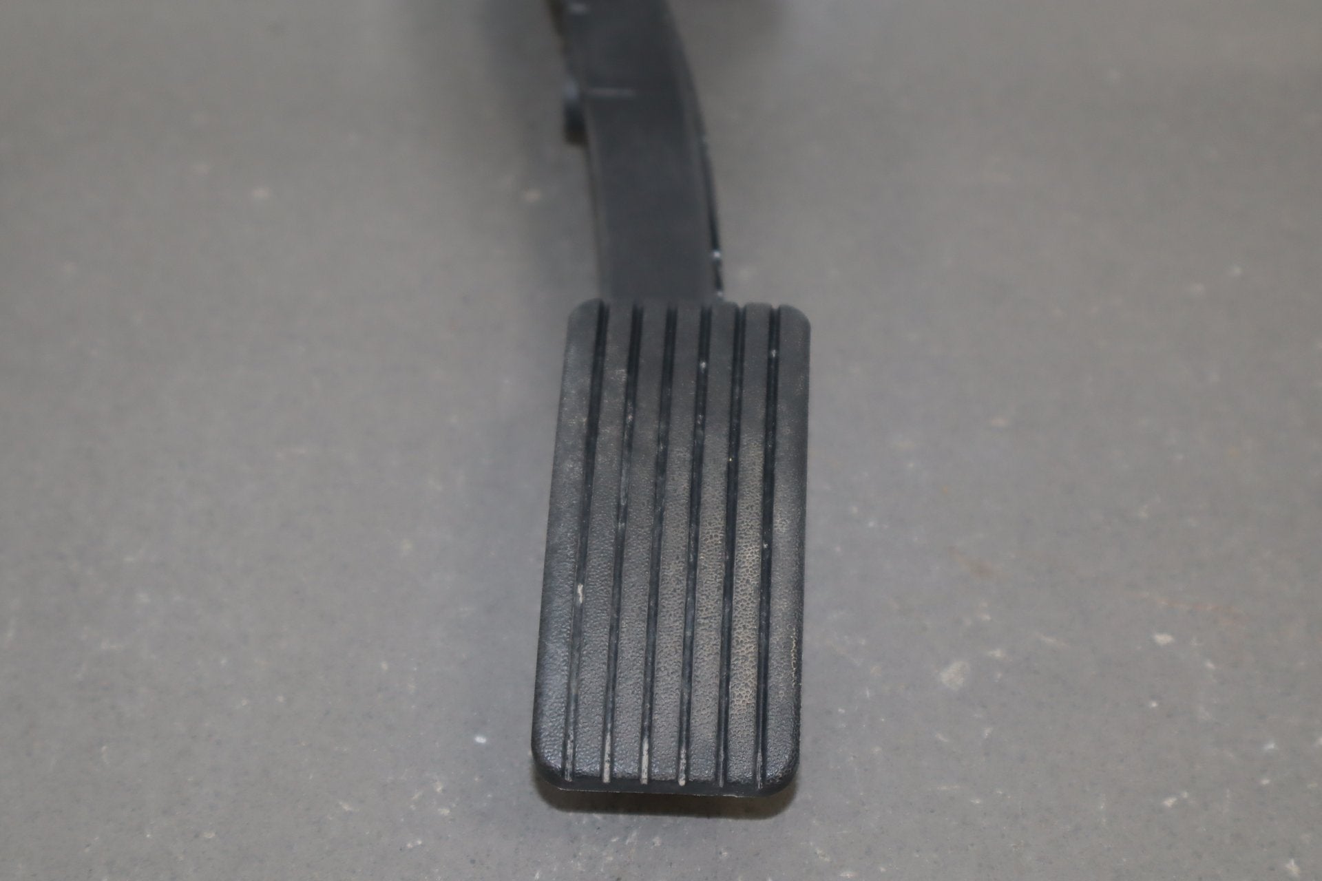 2012 Mitsubishi i-MiEV Accelerator Pedal OEM