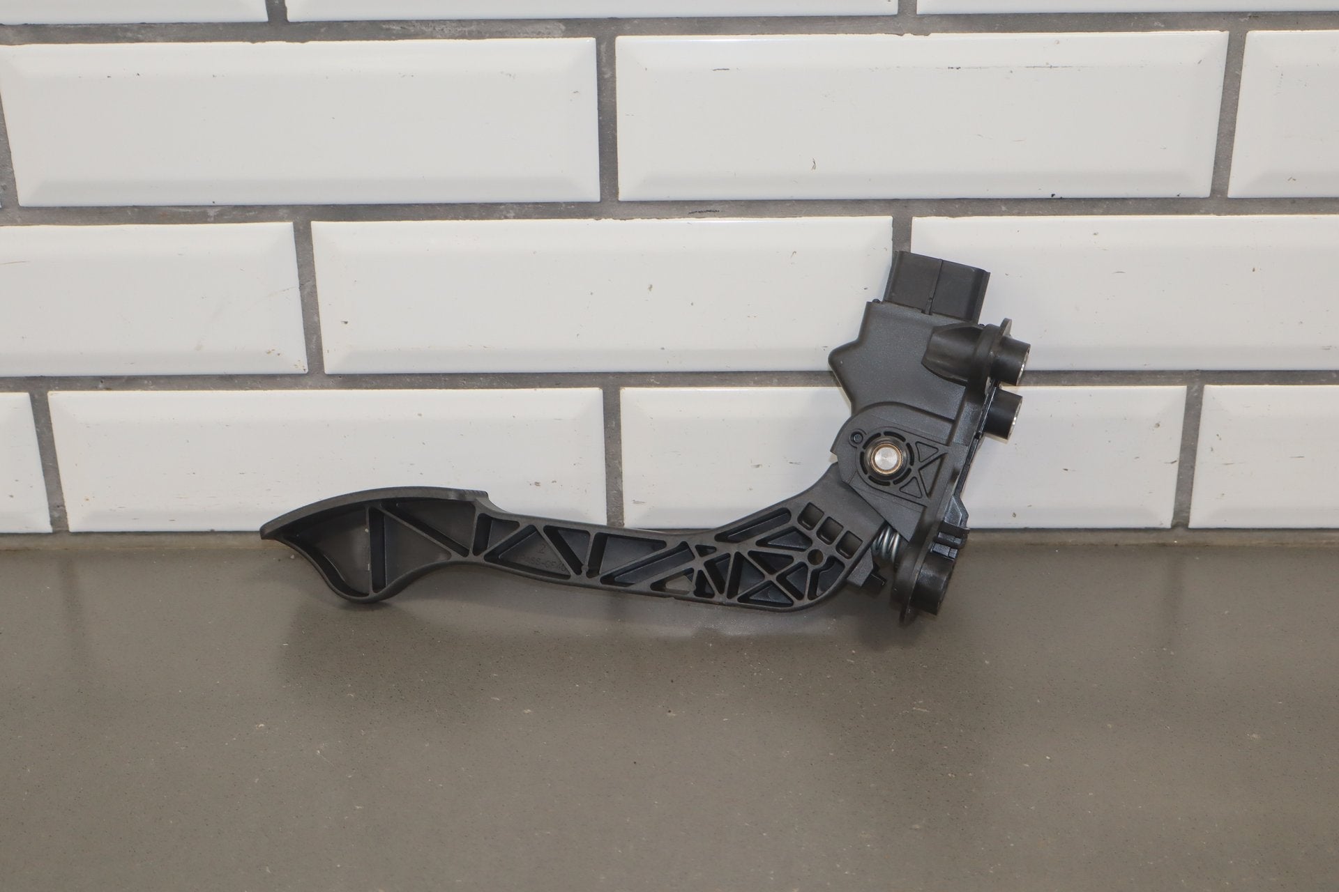 2012 Mitsubishi i-MiEV Accelerator Pedal OEM