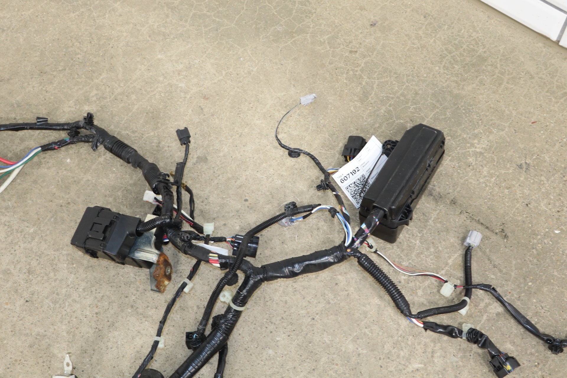 2012 Mitsubishi i-MiEV SE L Electric Engine Fuse Box