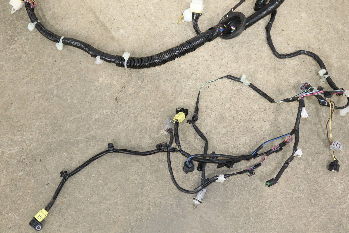2012 Mitsubishi i-MiEV SE L Electric Engine Fuse Box
