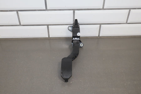 2012 Toyota Sienna Throttle Accelerator Pedal OEM