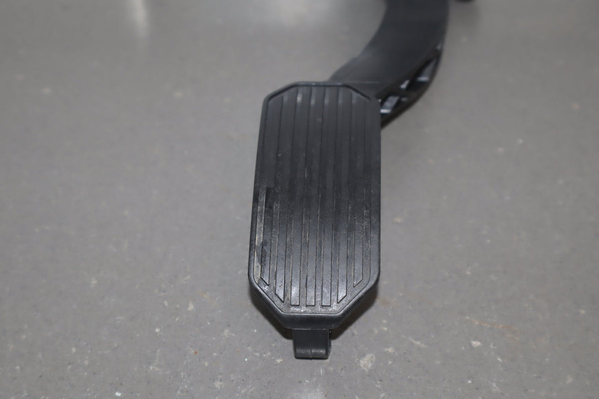 2012 Toyota Sienna Throttle Accelerator Pedal OEM
