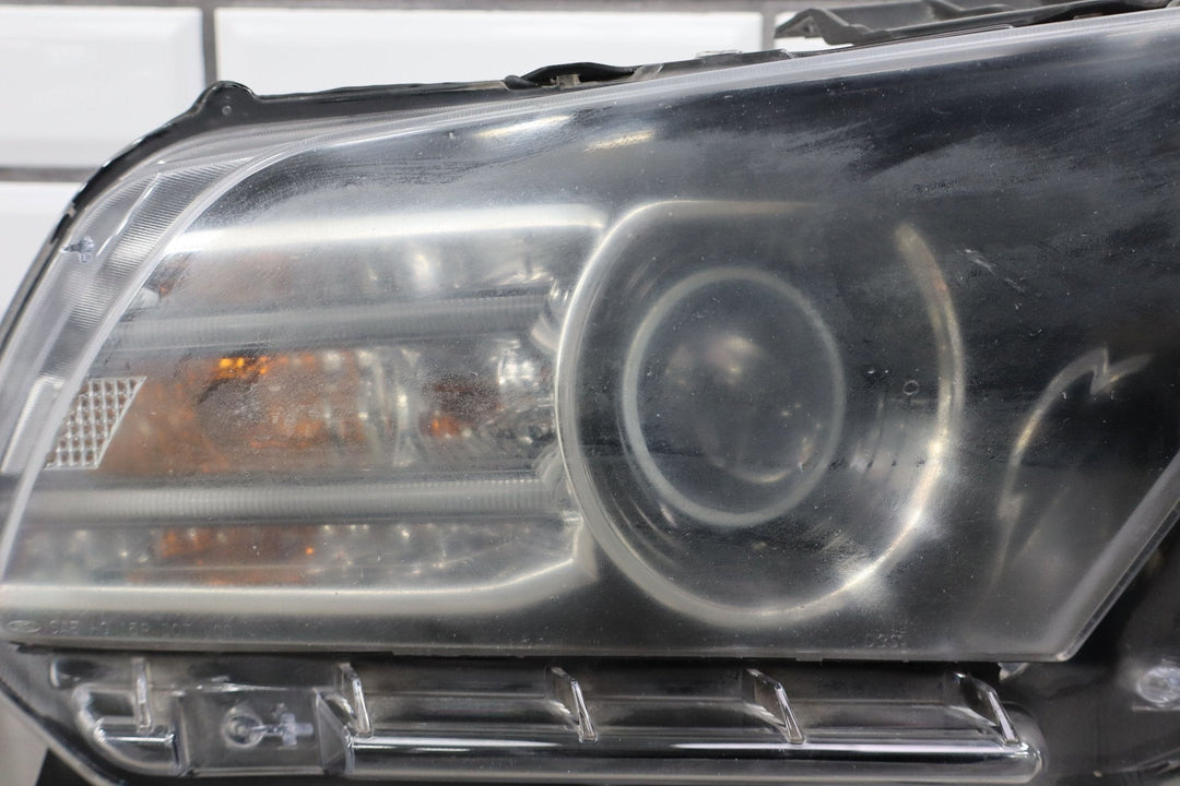 2013 - 2014 Ford Mustang Passenger Right Xenon HID Headlight OEM AR33 - 13005 - CE