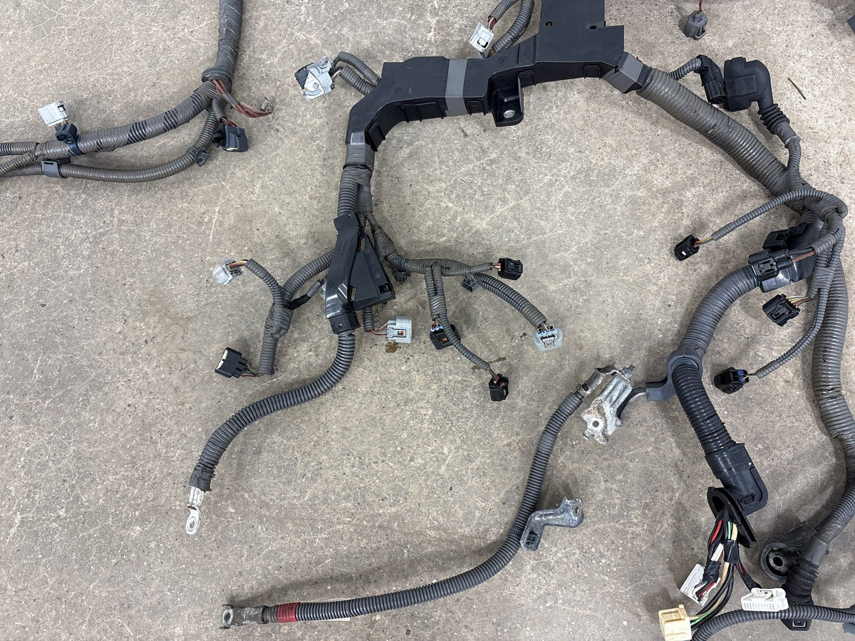 2013-2017 Lexus LS460 XF40 AWD 4.6 1UR-FSE Engine Wiring Harness Assembly OEM