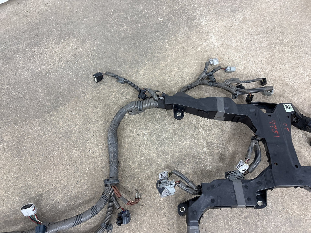 2013-2017 Lexus LS460 XF40 AWD 4.6 1UR-FSE Engine Wiring Harness Assembly OEM