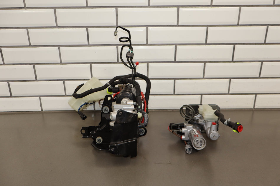 2013-2017 Lexus LS460 XF40 Brake Booster Master Cylinder Assembly Complete OEM