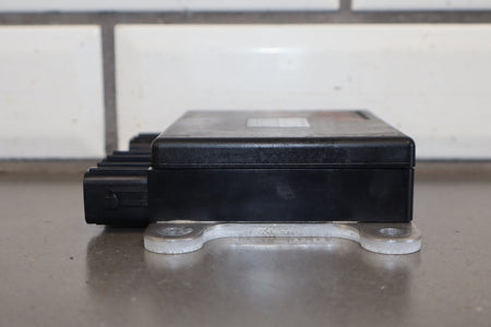 2013-2017 Lexus LS460 XF40 Fuel Injector Driver Module 89871-50010 OEM