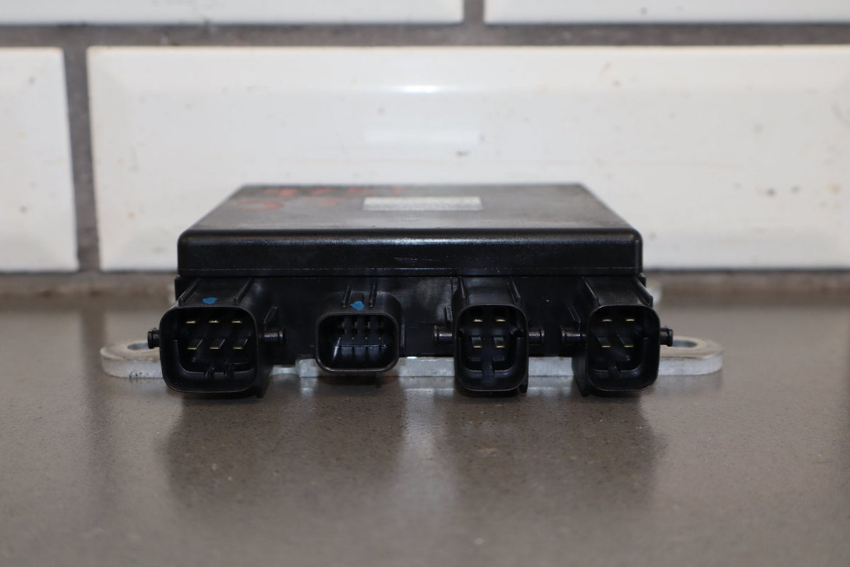 2013-2017 Lexus LS460 XF40 Fuel Injector Driver Module 89871-50010 OEM