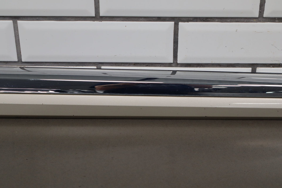 2013-2017 Lexus LS460 XF40 RH Front Door Molding Satin Cashmere Metallic 4U7 OEM