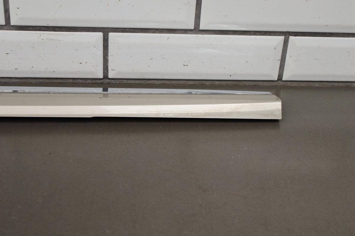 2013-2017 Lexus LS460 XF40 RH Front Door Molding Satin Cashmere Metallic 4U7 OEM