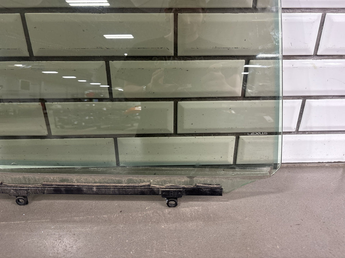 2013-2017 Lexus LS460 XF40 RH Rear Door Window Glass Tinted Privacy Assembly