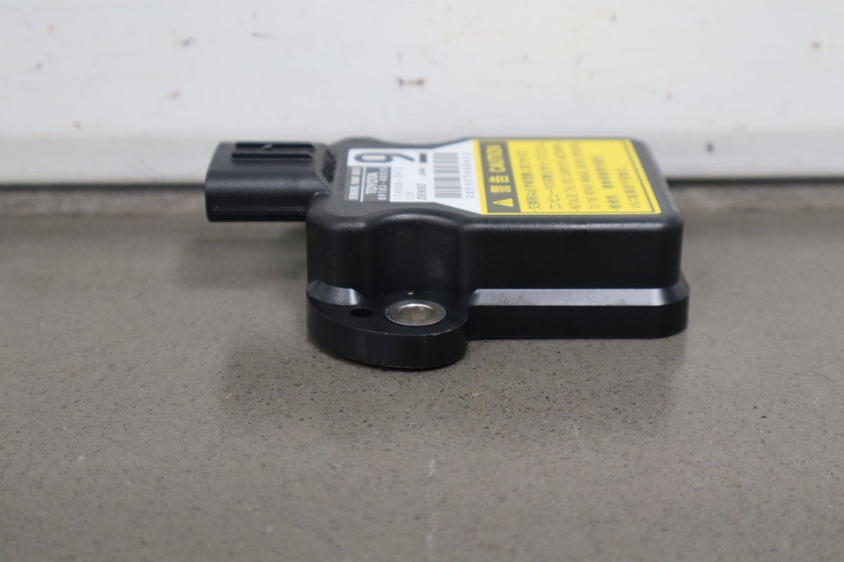 2013-2017 Lexus LS460 XF40 Yaw Rate Sensor VSC Module 89183-48020 OEM
