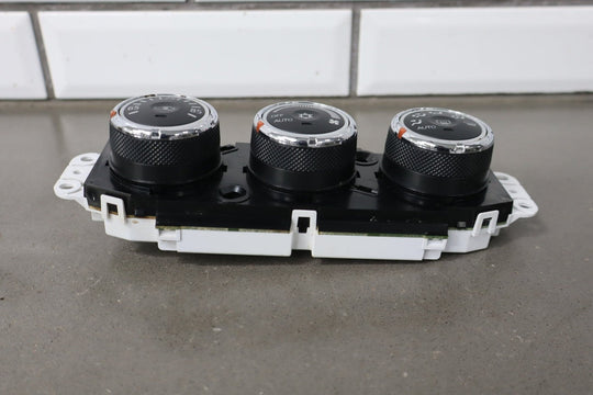 2013 - 2017 Mitsubishi Lancer Evo X Climate Control 7820A812 OEM