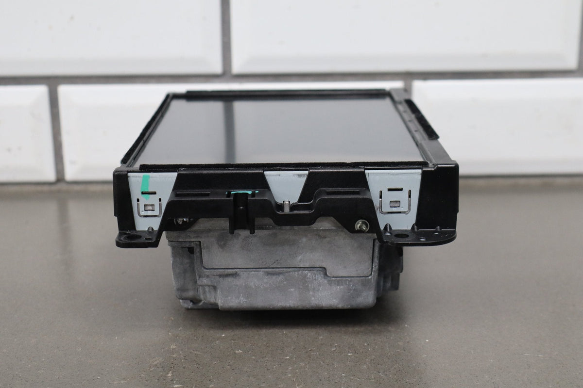 2013-2017 Ram 8.4 Navigation Radio AM/FM/XM