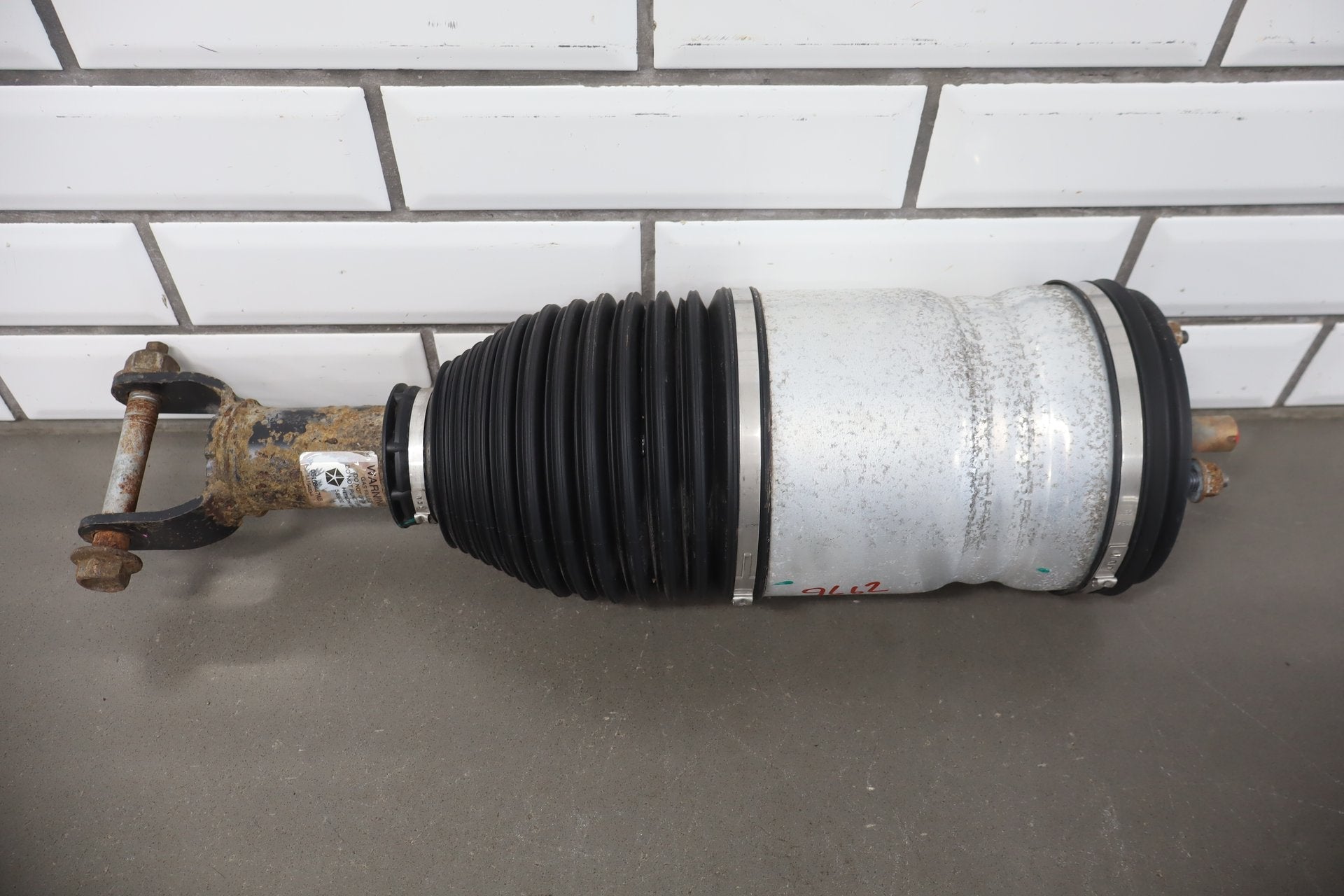 2013-2018 Ram 1500 Driver Left Front Air Suspension Strut OEM