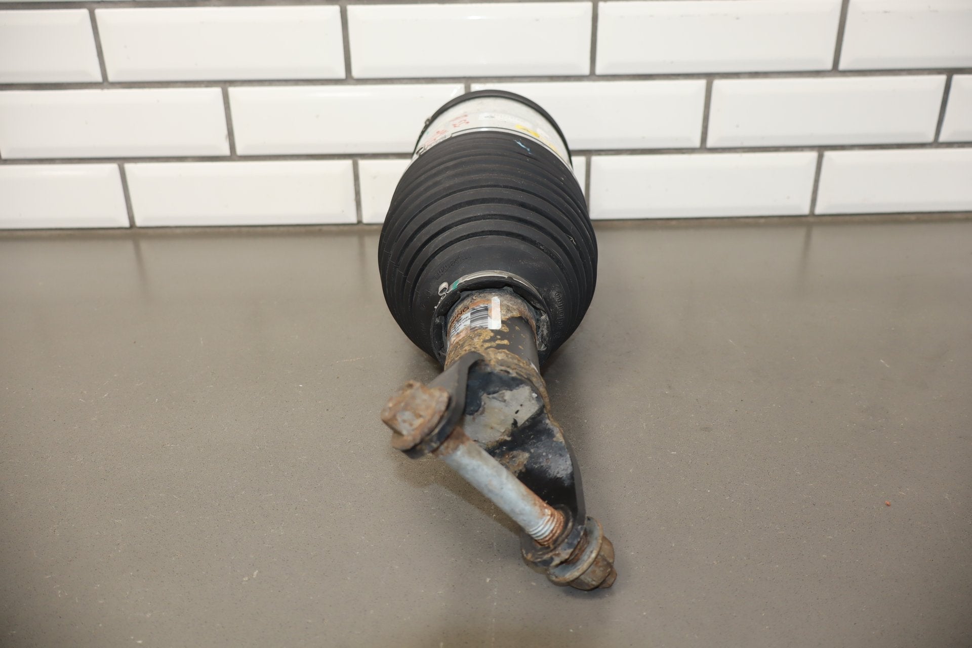 2013-2018 Ram 1500 Driver Left Front Air Suspension Strut OEM