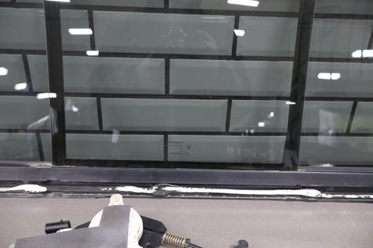 2013 - 2018 Ram 1500 Power Sliding Back Glass Window 68502280AA OEM