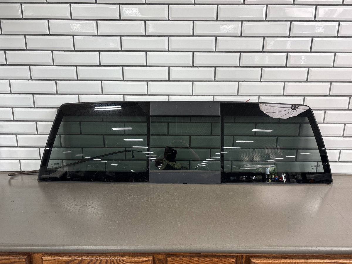 2013-2018 Ram 1500 Power Sliding Back Glass/ Window OEM Tested