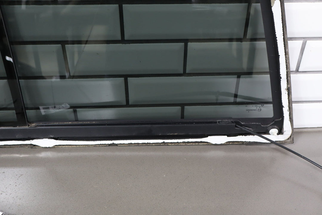 2013 - 2018 Ram 1500 Power Sliding Back Glass / Window OEM Tested
