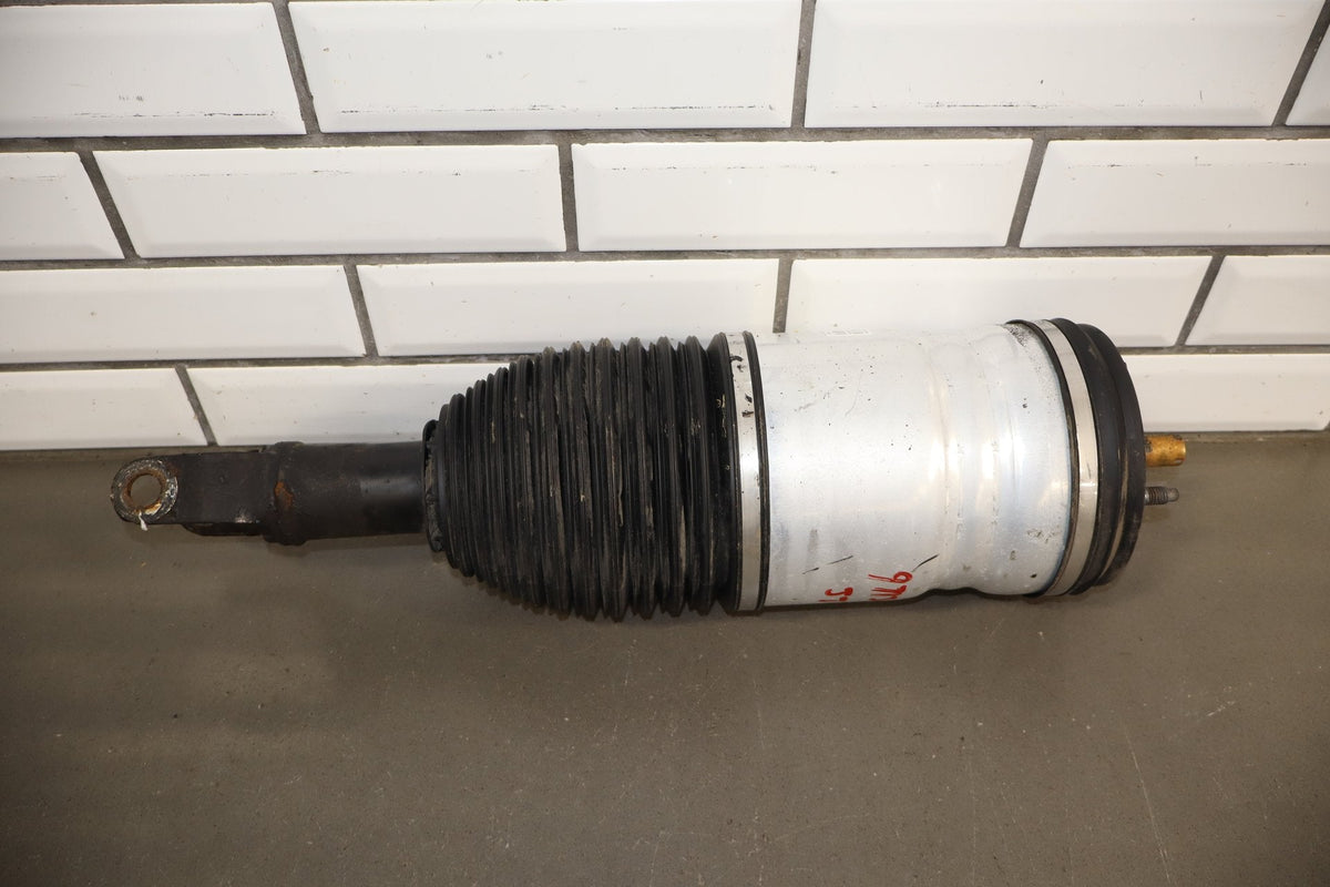 2013-2018 Ram 1500 Right Front Air Strut OEM