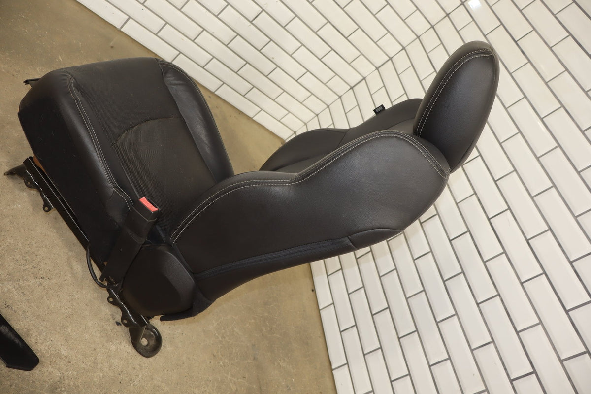 2013-2018 Ram 1500/2500/3500 4th Gen Right Front Seat Leather Black X9