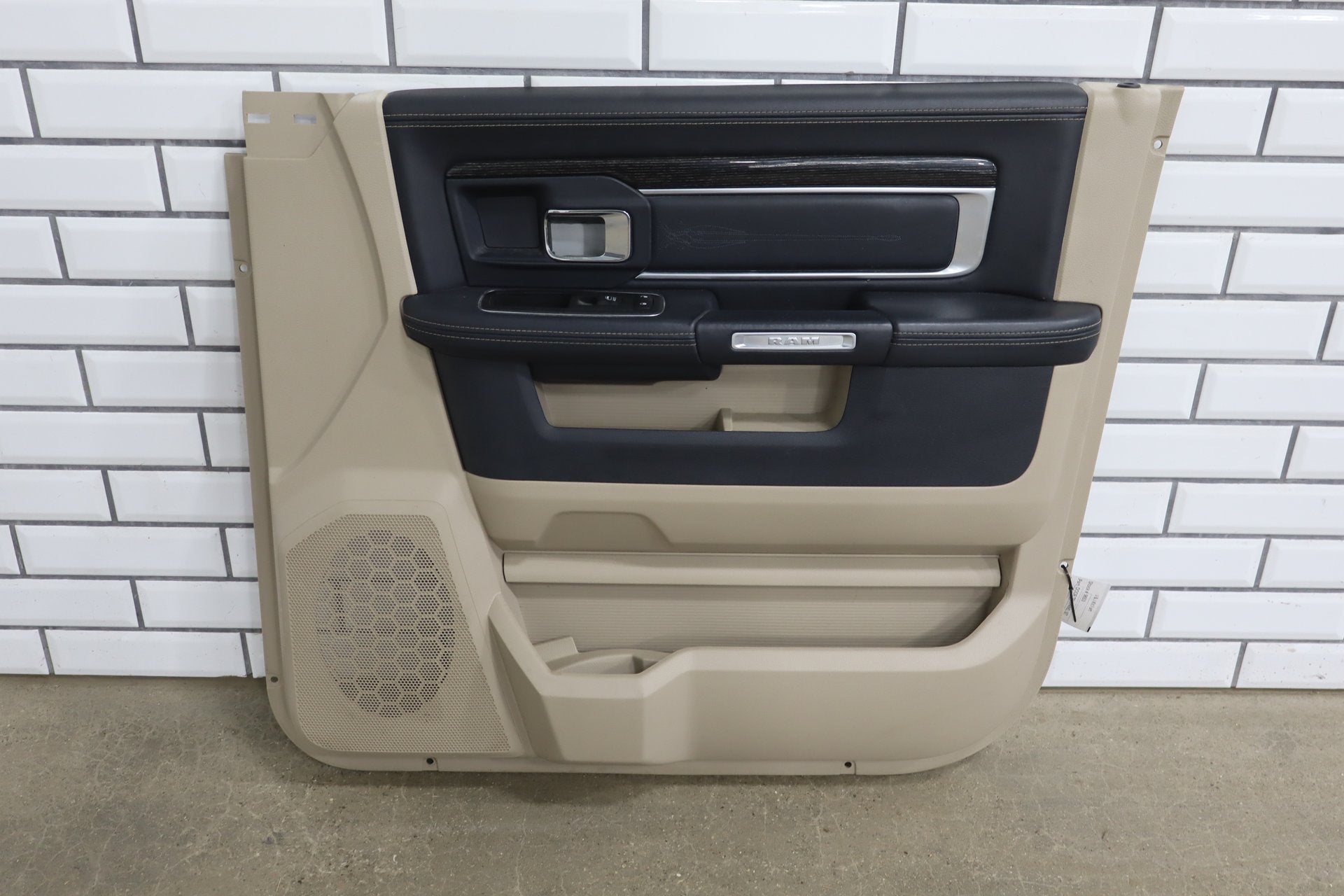 2013-2018 Ram Crew Cab Limited Tungsten Door Panel Set Front/Rear Indigo/Frost