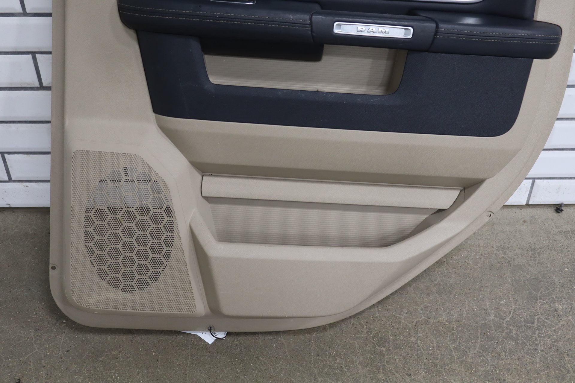 2013-2018 Ram Crew Cab Limited Tungsten Door Panel Set Front/Rear Indigo/Frost